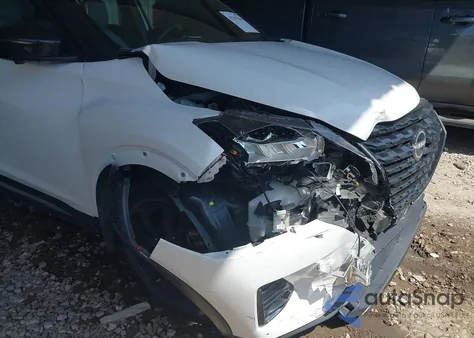 2023 Nissan Kicks Sr Xtronic Cvt from USA, damaged, VIN 3N1CP5DV0PL571645